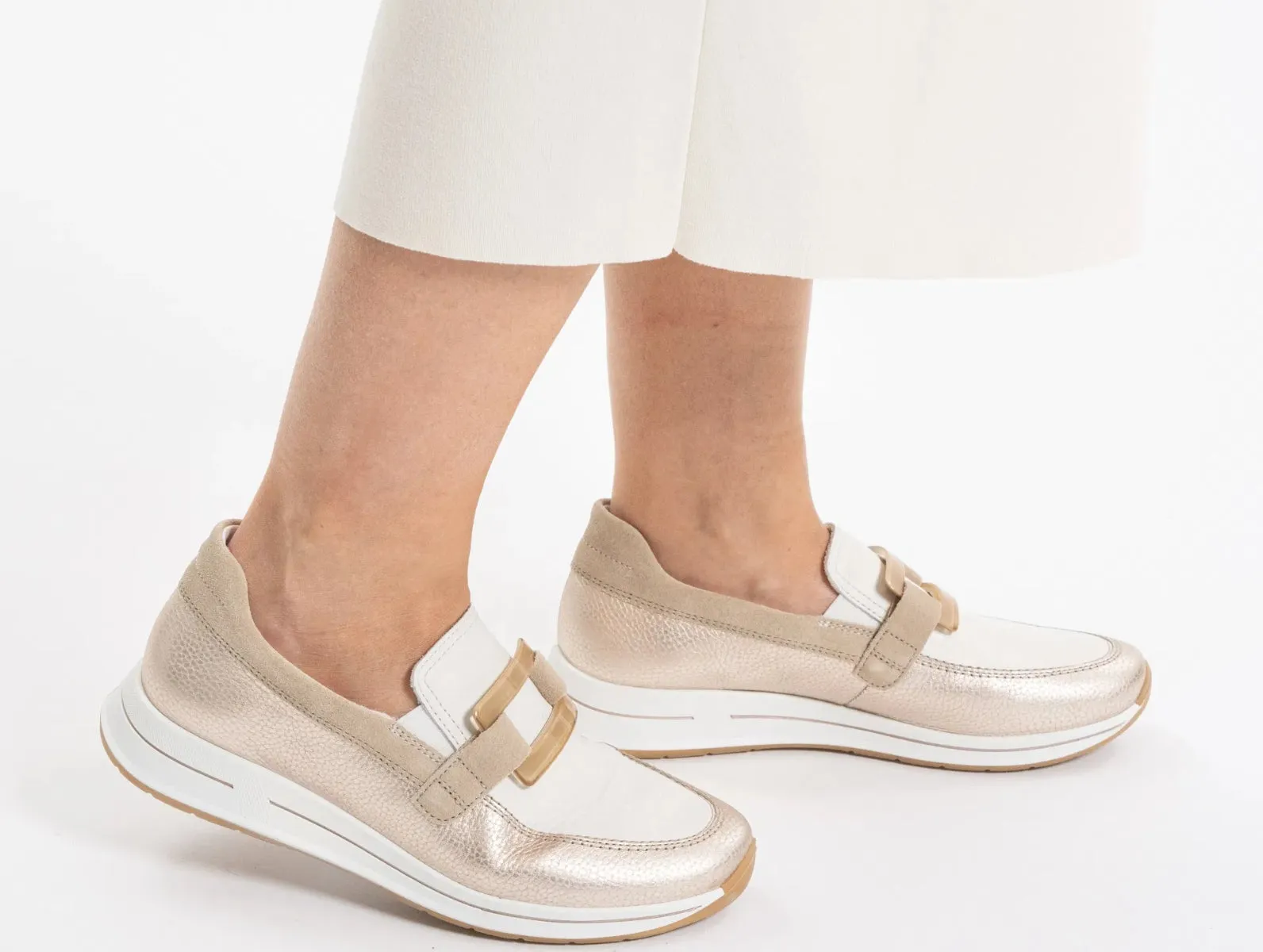Ara 12-24822-09 Osaka - Metallic Sand Cream