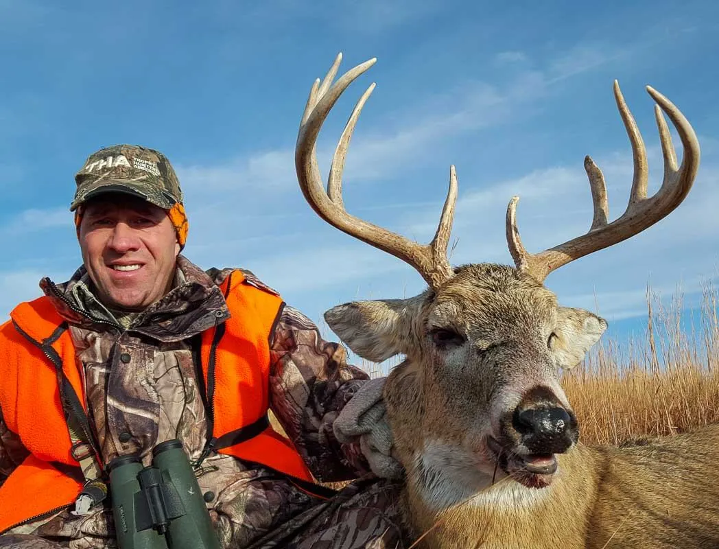 Capitol Peak Outfitters - Eastern Colorado Trophy Deer Hunt