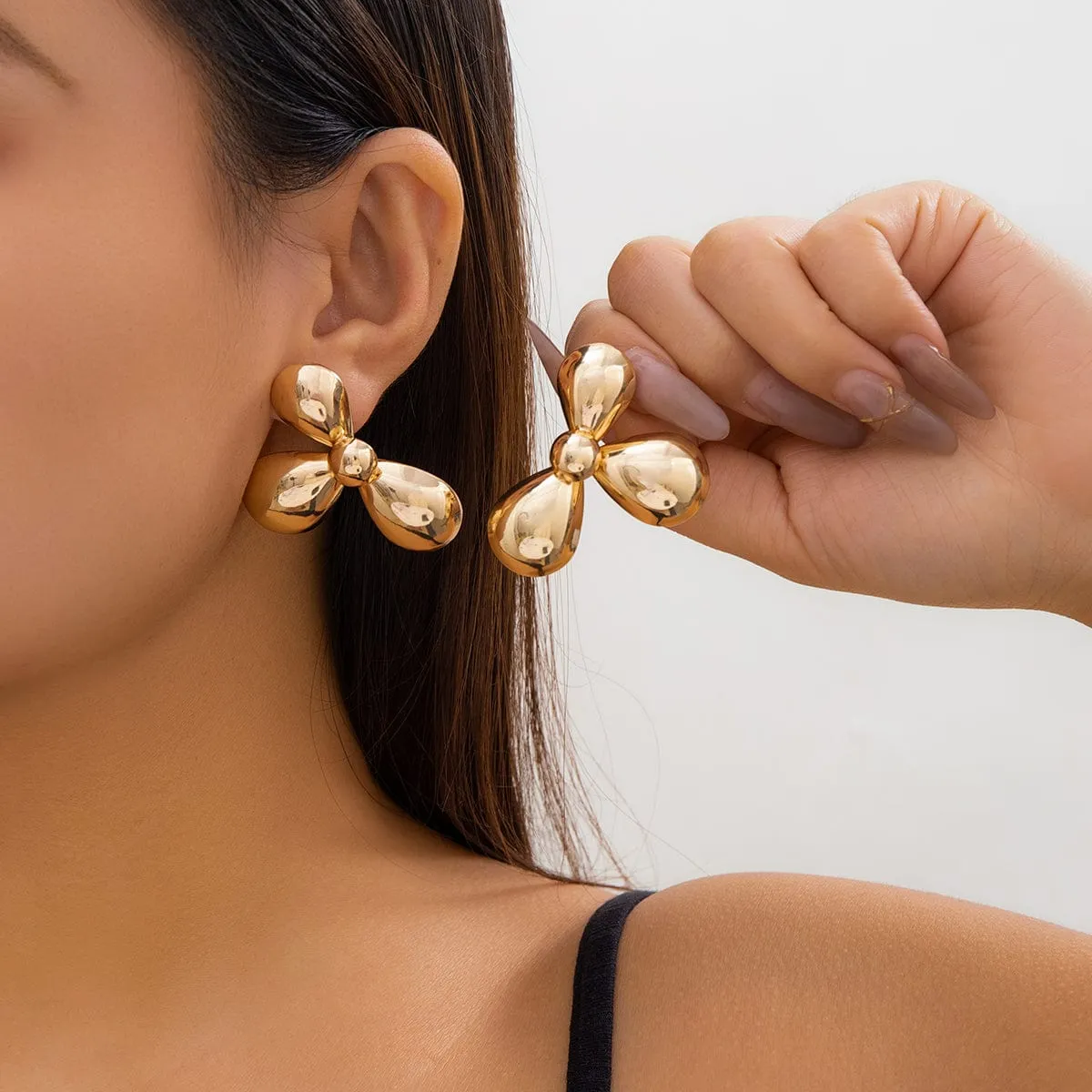 Chic Gold Silver Plated Three-Pedal Flower Shaped Earrings