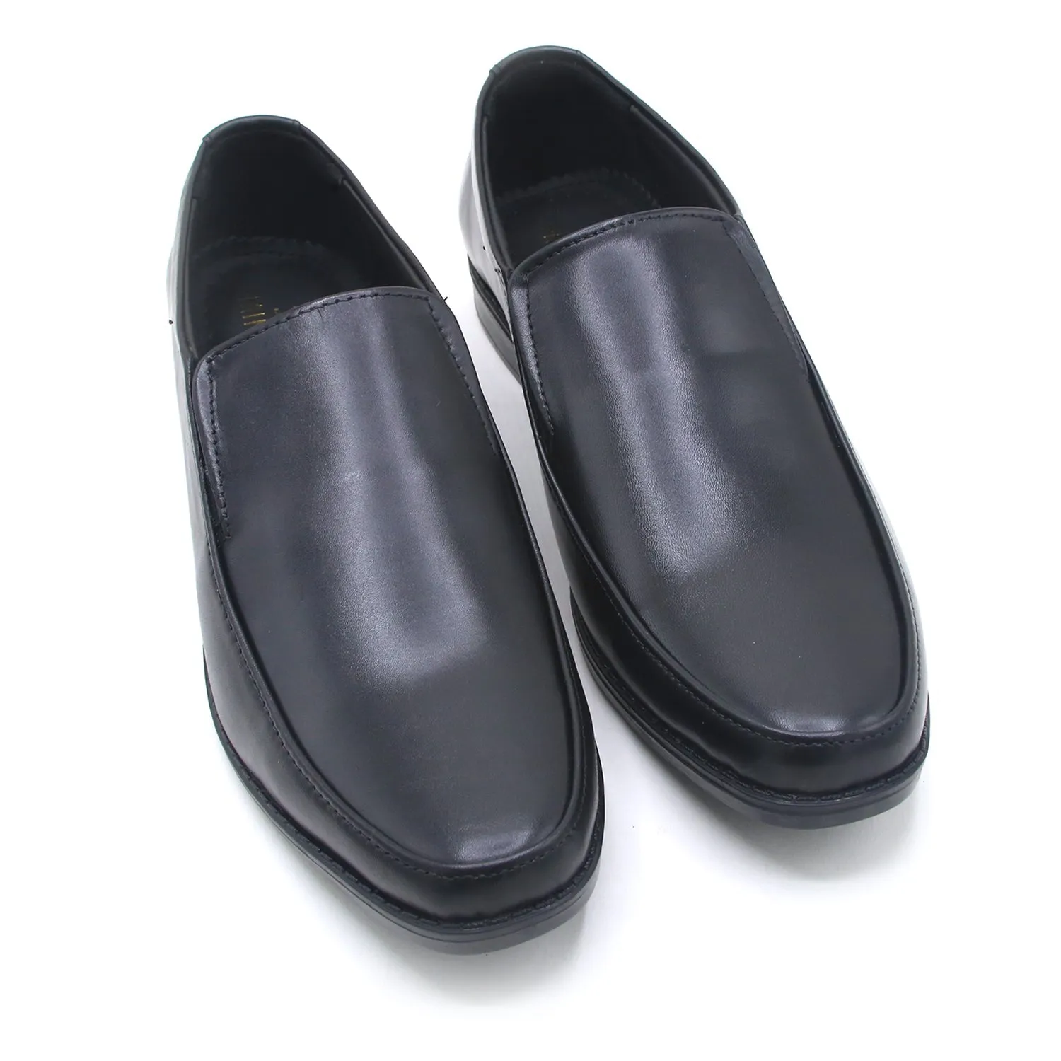 Eminent Comfortable Slip-On Leather Moccasins - Black
