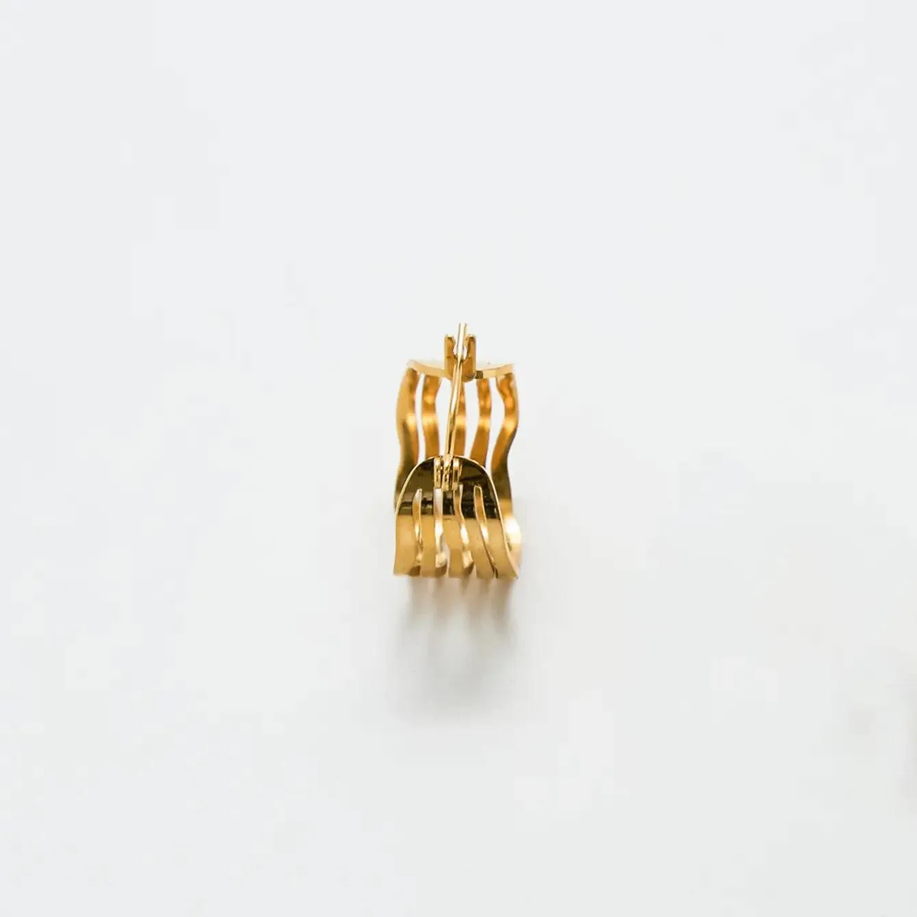 Gold Cut-Out Circle Hoop Earrings