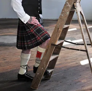MacNab Modern Casual 4 Yard Kilt