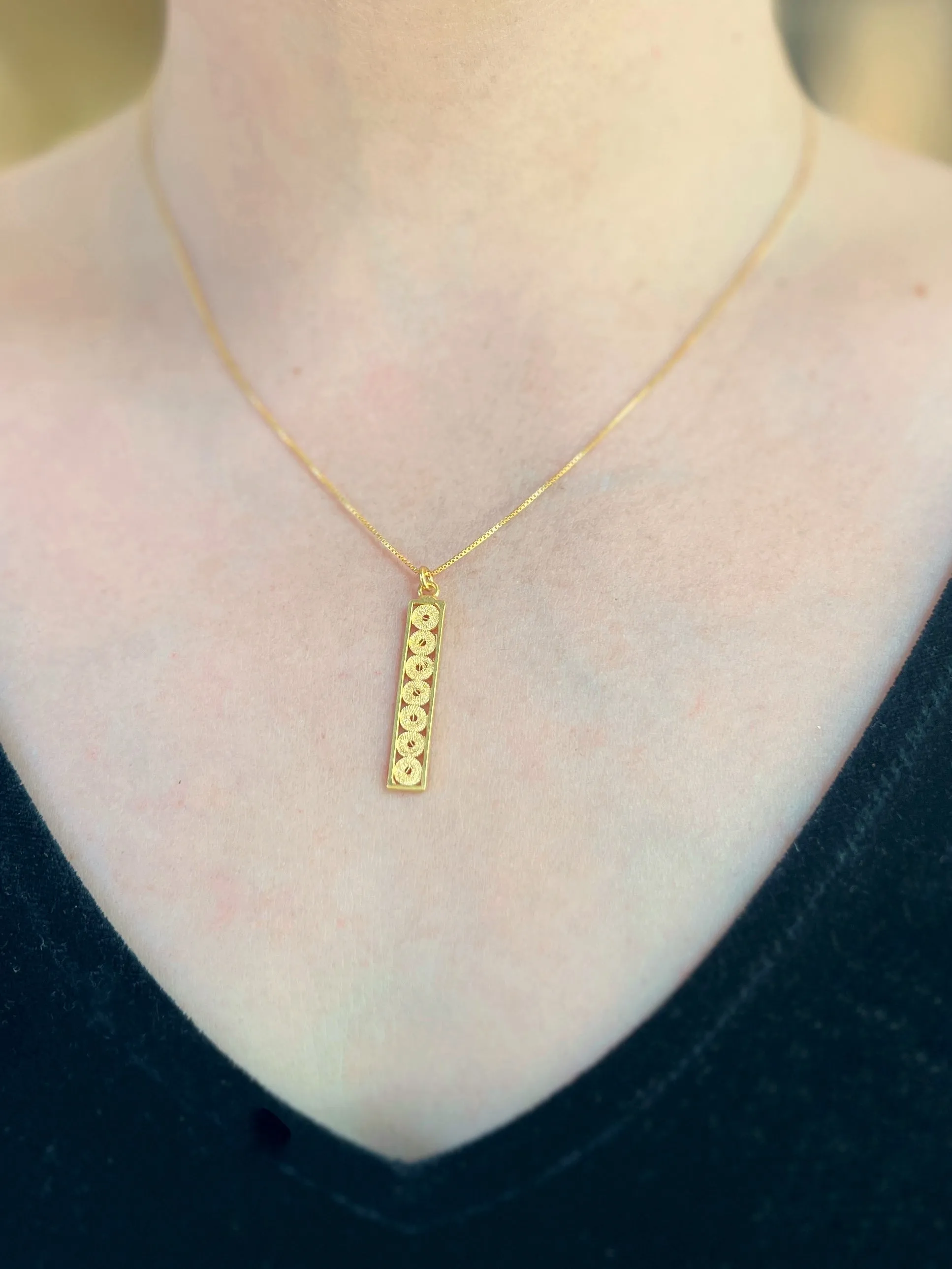 Maxandra Pendant Necklace, Medium