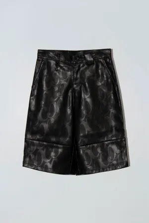 Mule Shorts in Spell Print