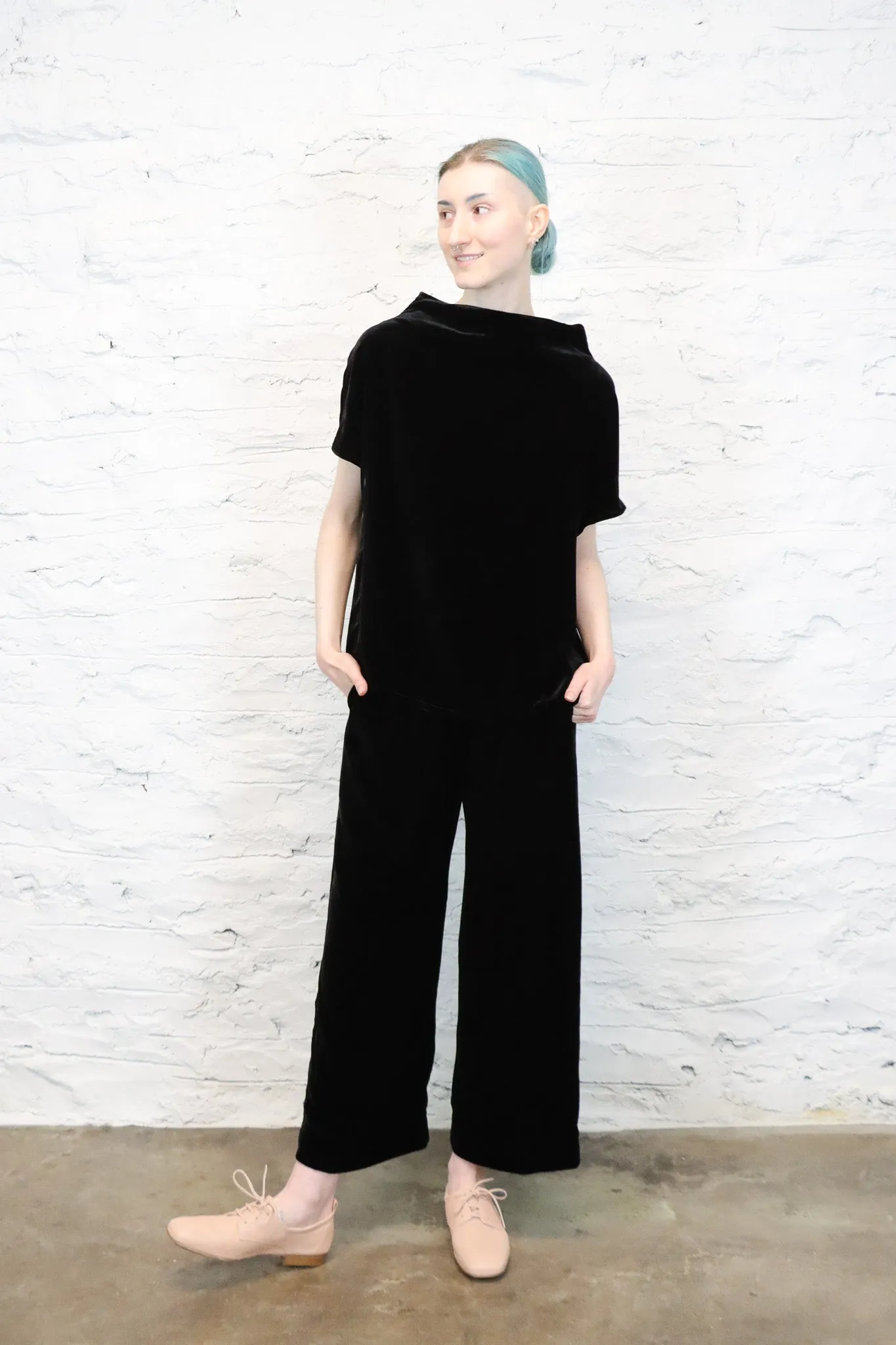 NRK Anarkh Velvet Bishop Top