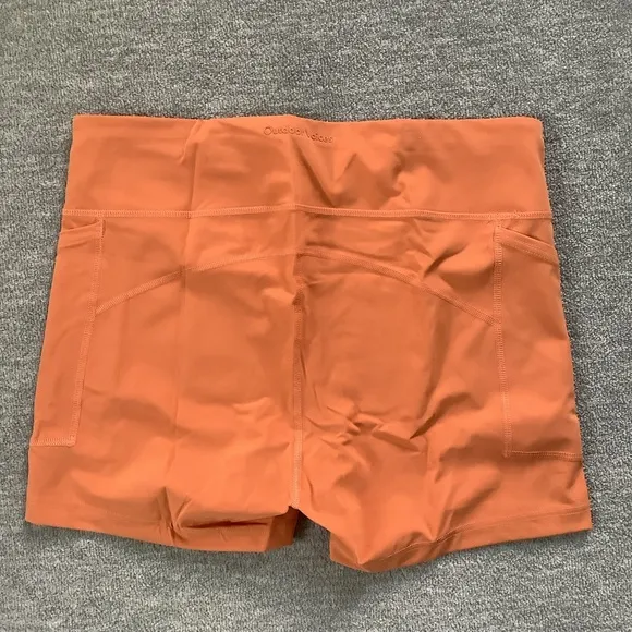 Outdoor Voices NWT Sunstone Zoom 3.5” Shorts XL