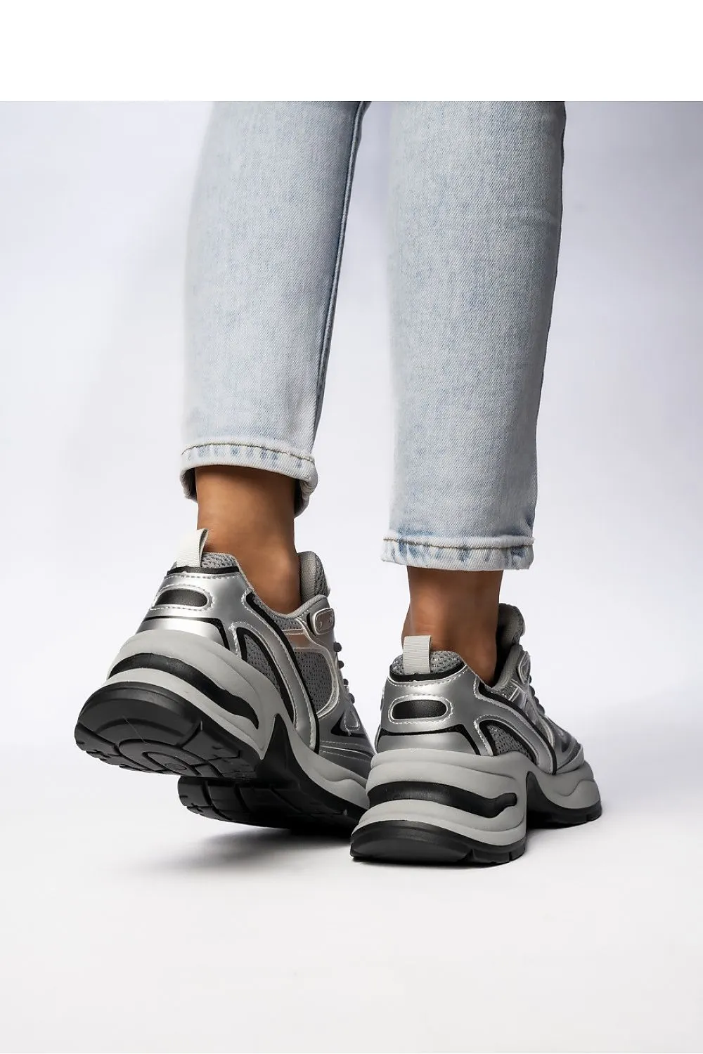Sport Shoes Inello