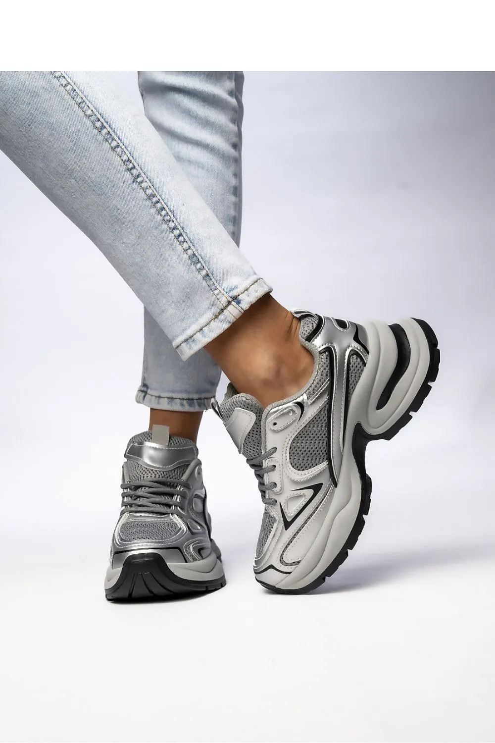 Sport Shoes Inello