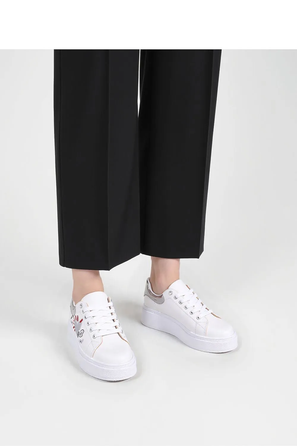 Sport Shoes Inello