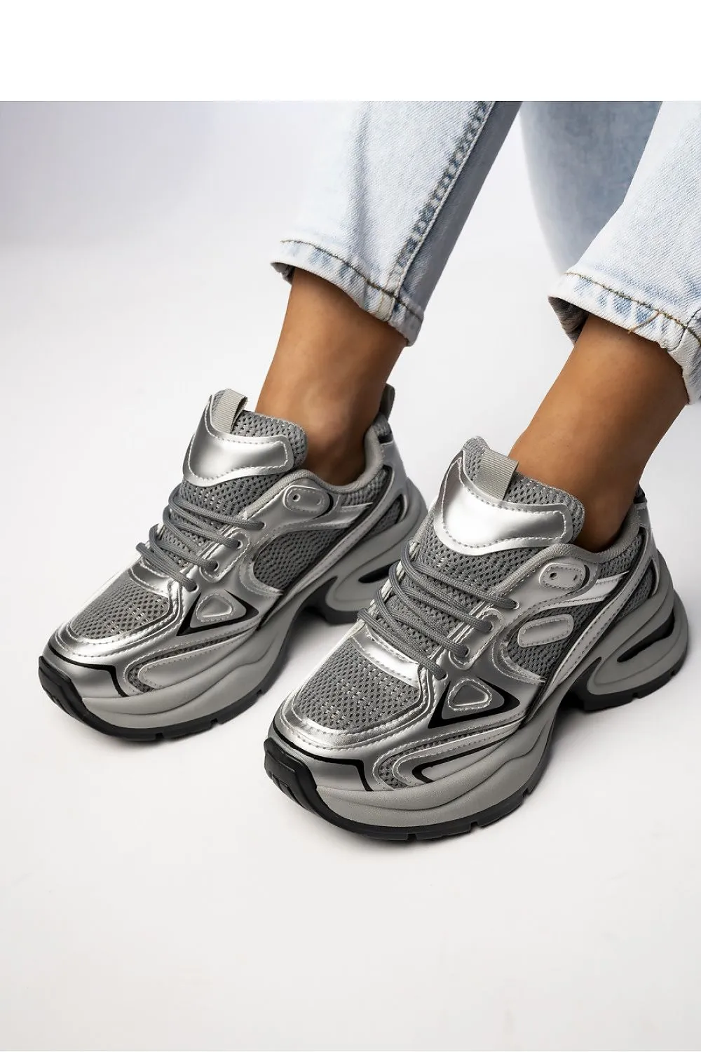 Sport Shoes Inello
