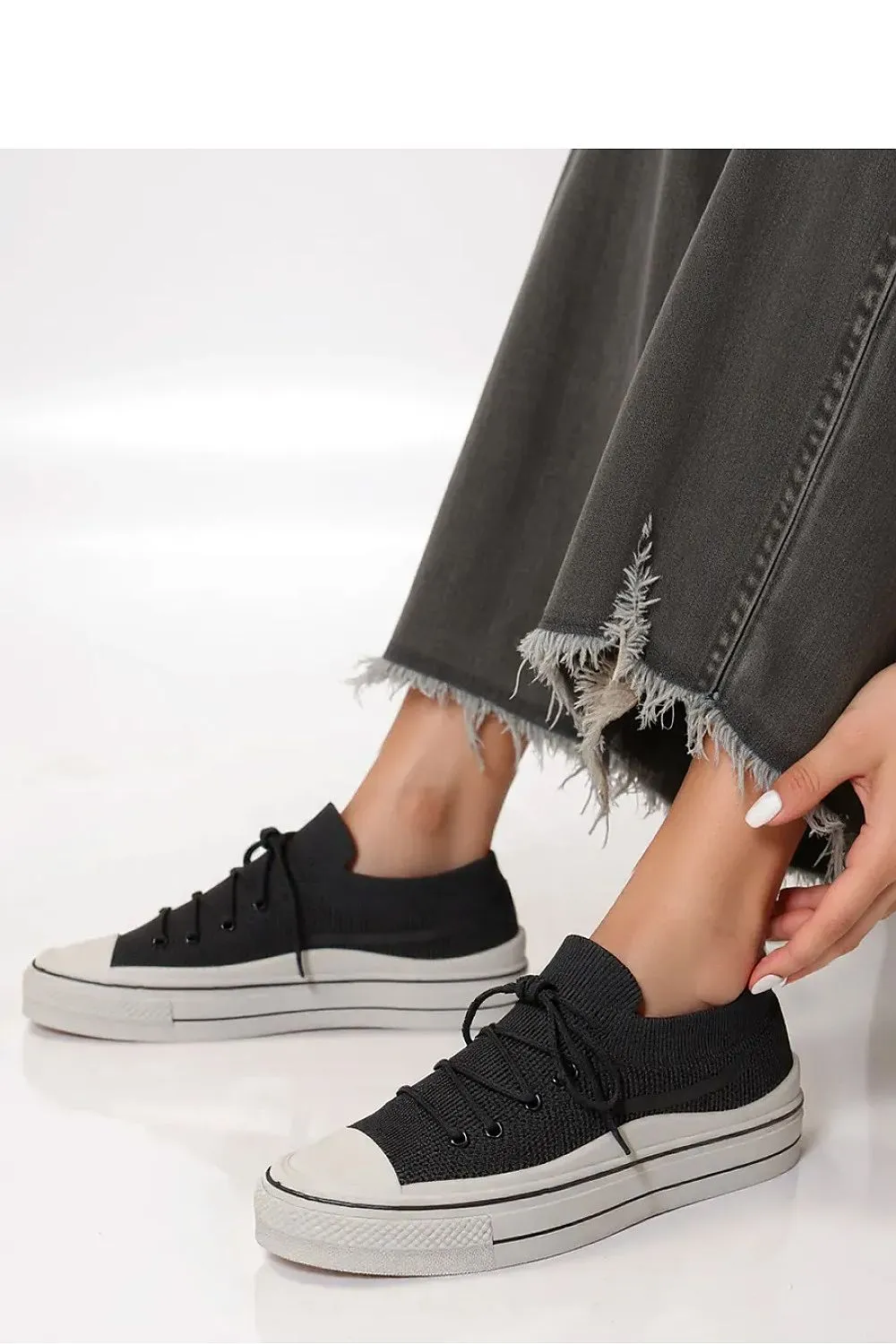 Sport Shoes Inello