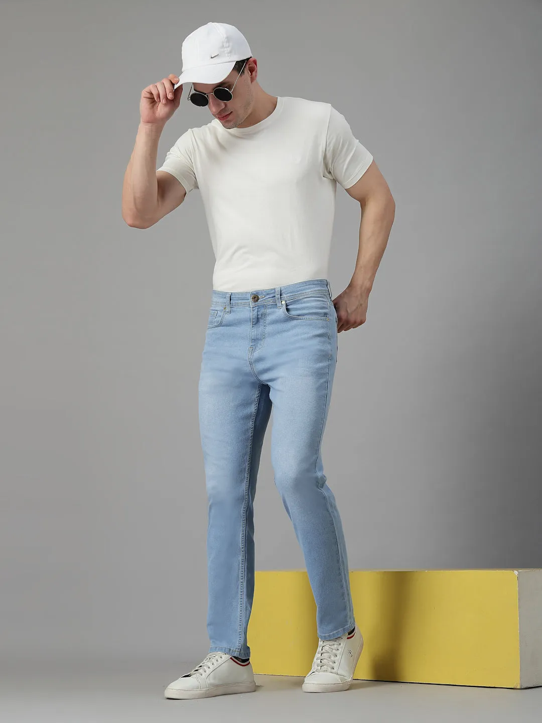 Style Quotient Men Light Blue Regular Fit Mid Rise Stretchable Jeans