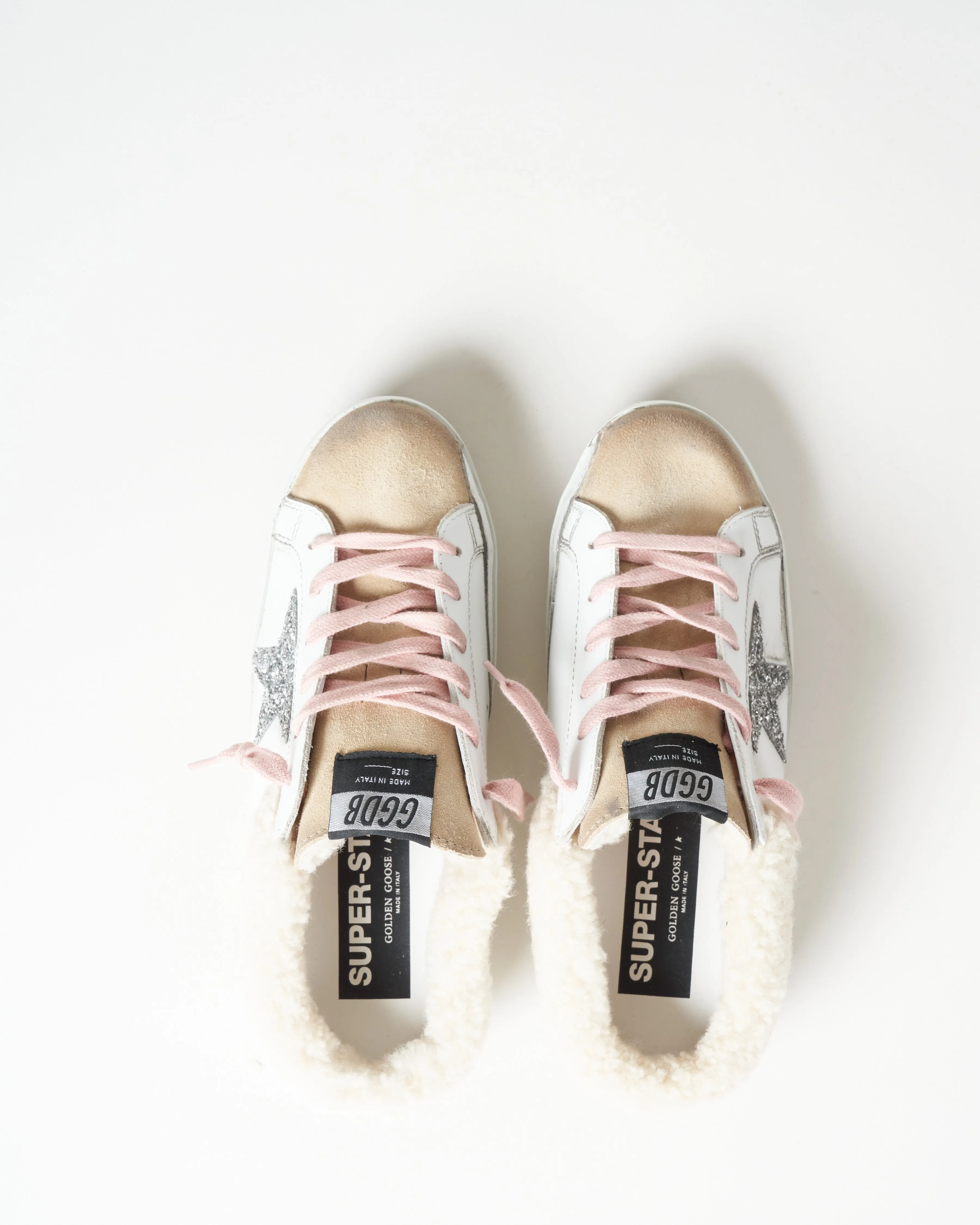 superstar shearling sabot - cappuccino/white