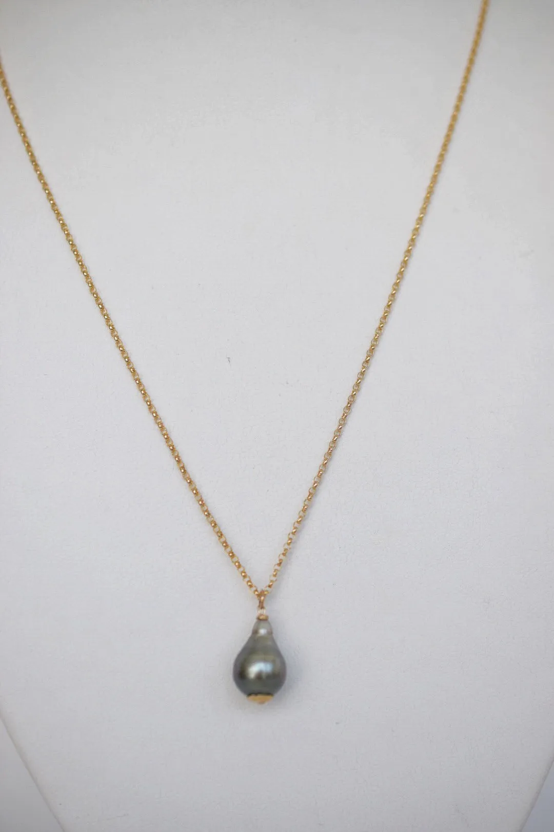 Tahitian Pearl ~ Simple 14k GF Chain Necklace