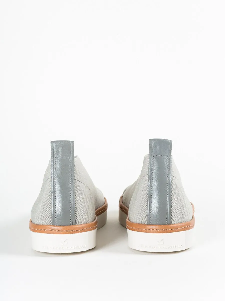 thana sneaker