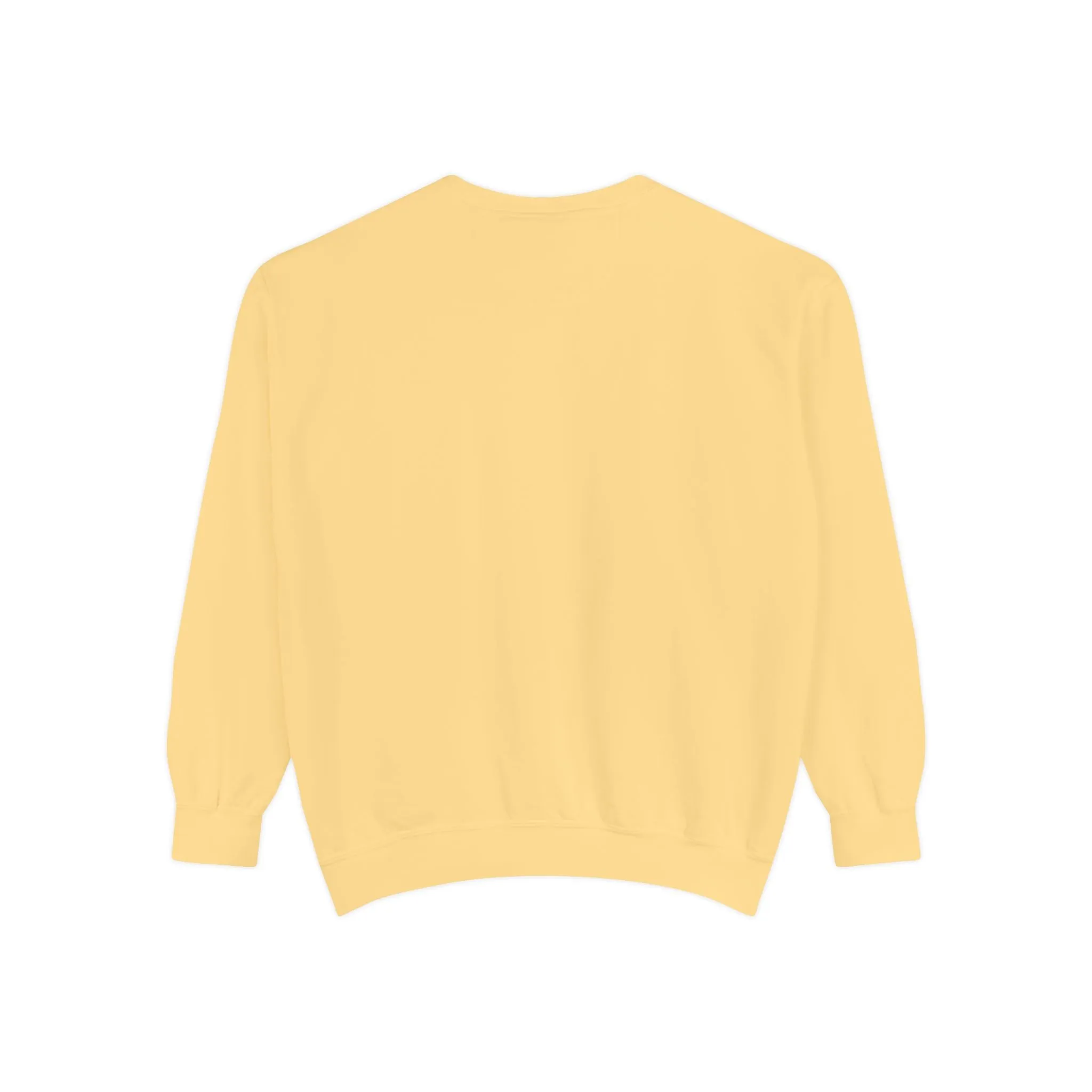 Unisex Garment-Dyed Sweatshirt with Bold Print - Perfect for Casual Wear and Workouts