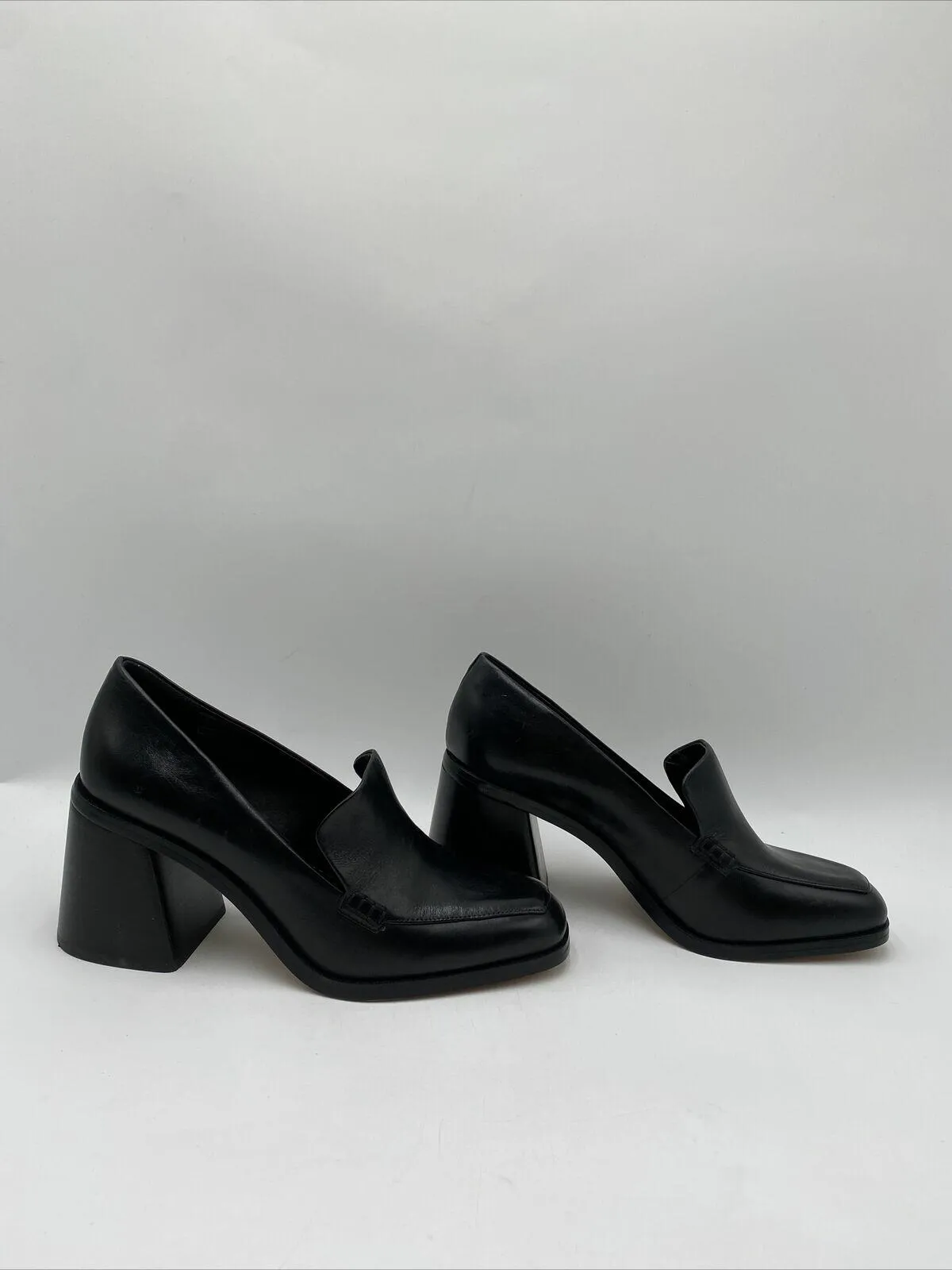 Vince Camuto Women's Segellis Heeled Loafer Clogs Black Size 10M - Very Good