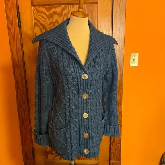 Vintage 70s chunky blue big collar cardigan