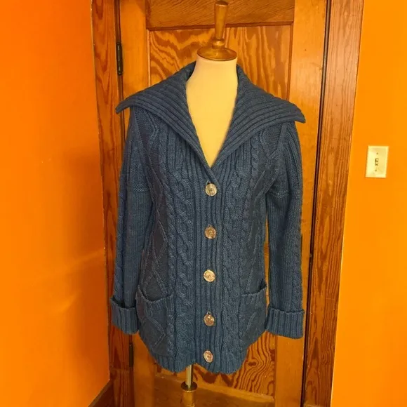 Vintage 70s chunky blue big collar cardigan