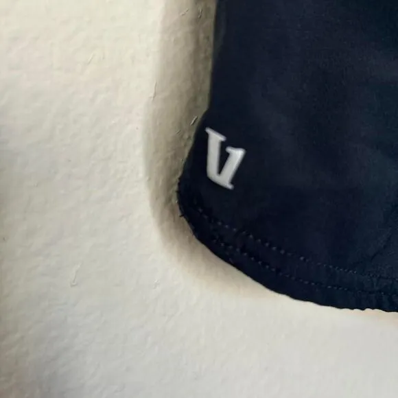 Vuori Women's Navy Shorts Summer Vacation Resort Active Outdoor Athleisure