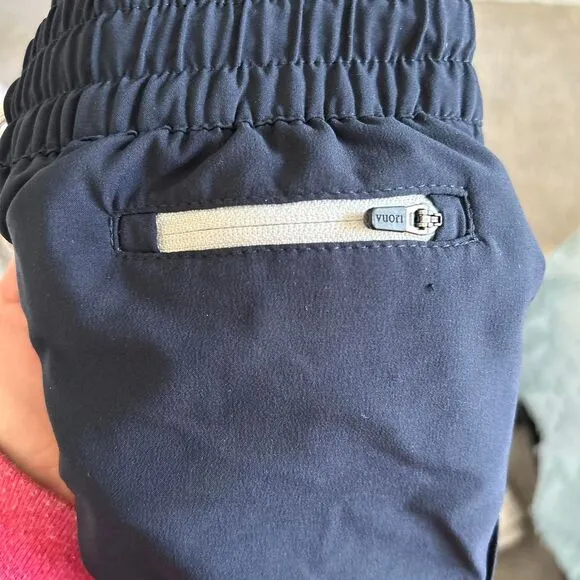 Vuori Women's Navy Shorts Summer Vacation Resort Active Outdoor Athleisure